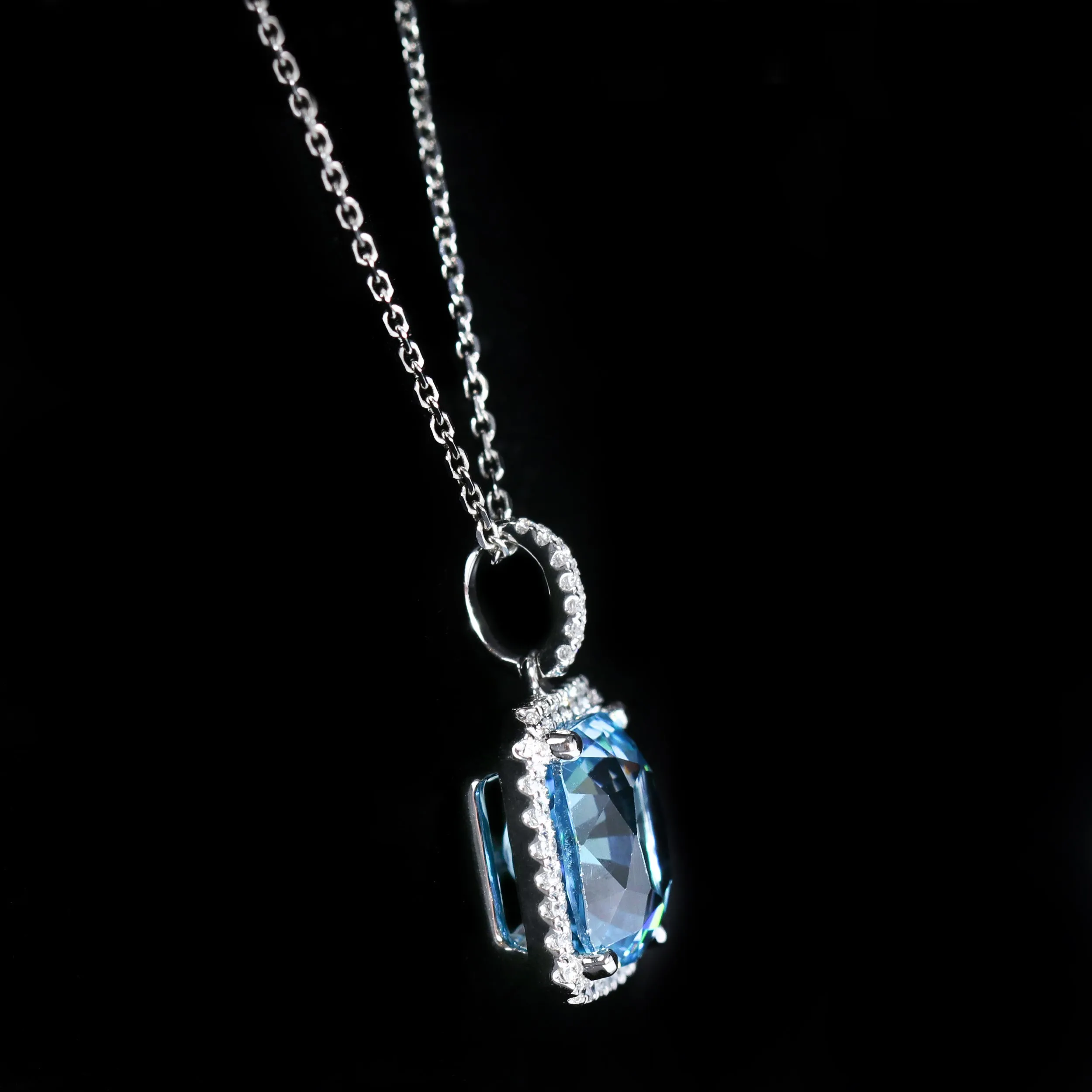 14K White Gold 5.86 Carat Blue Zircon and Diamond Pendant