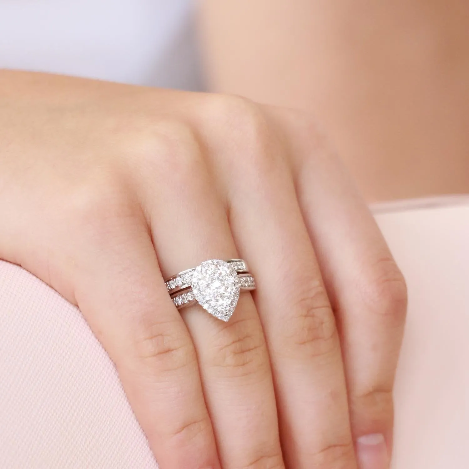 1.50ct Round Brilliant Diamond Engagement Ring In 18ct White Gold