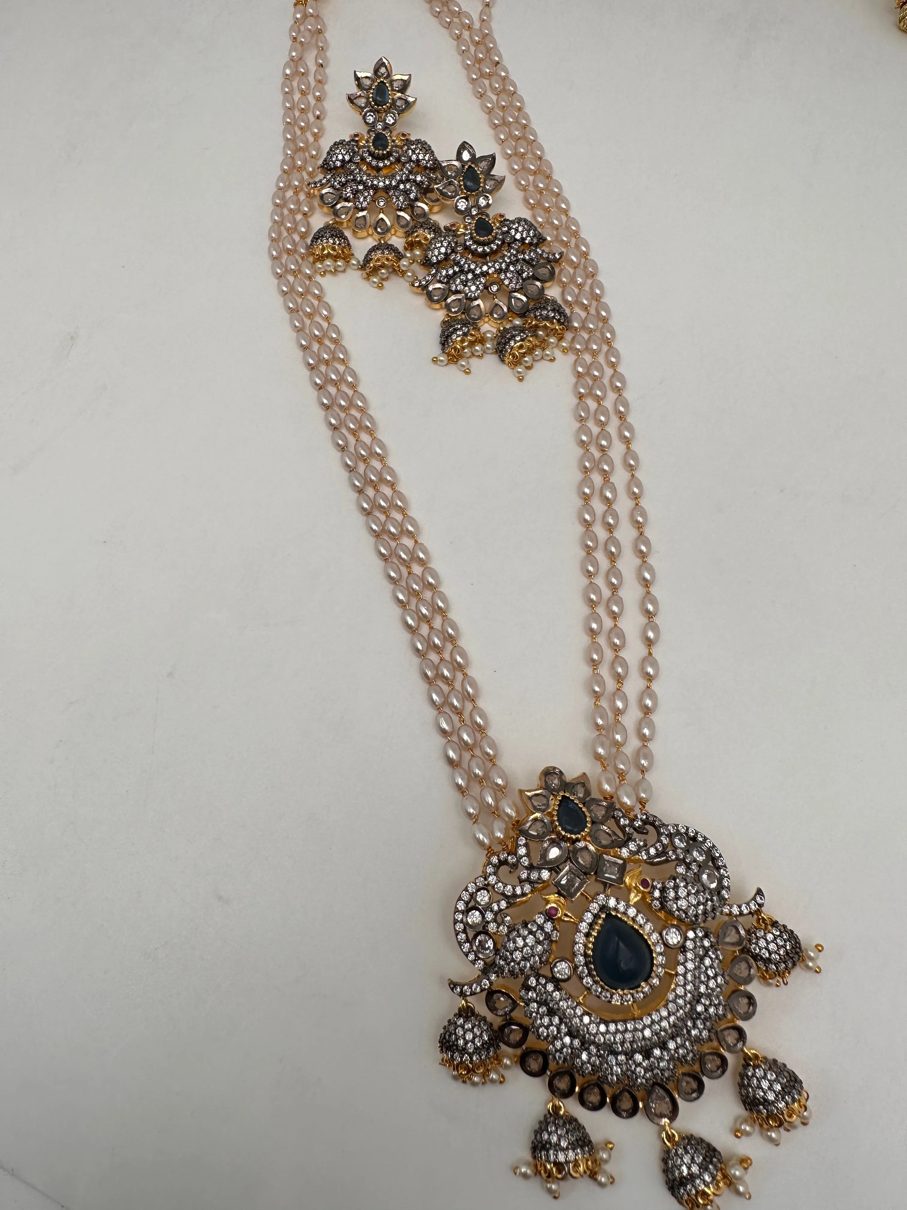 AD Blue Stone Pendent Rice Pearl Mala