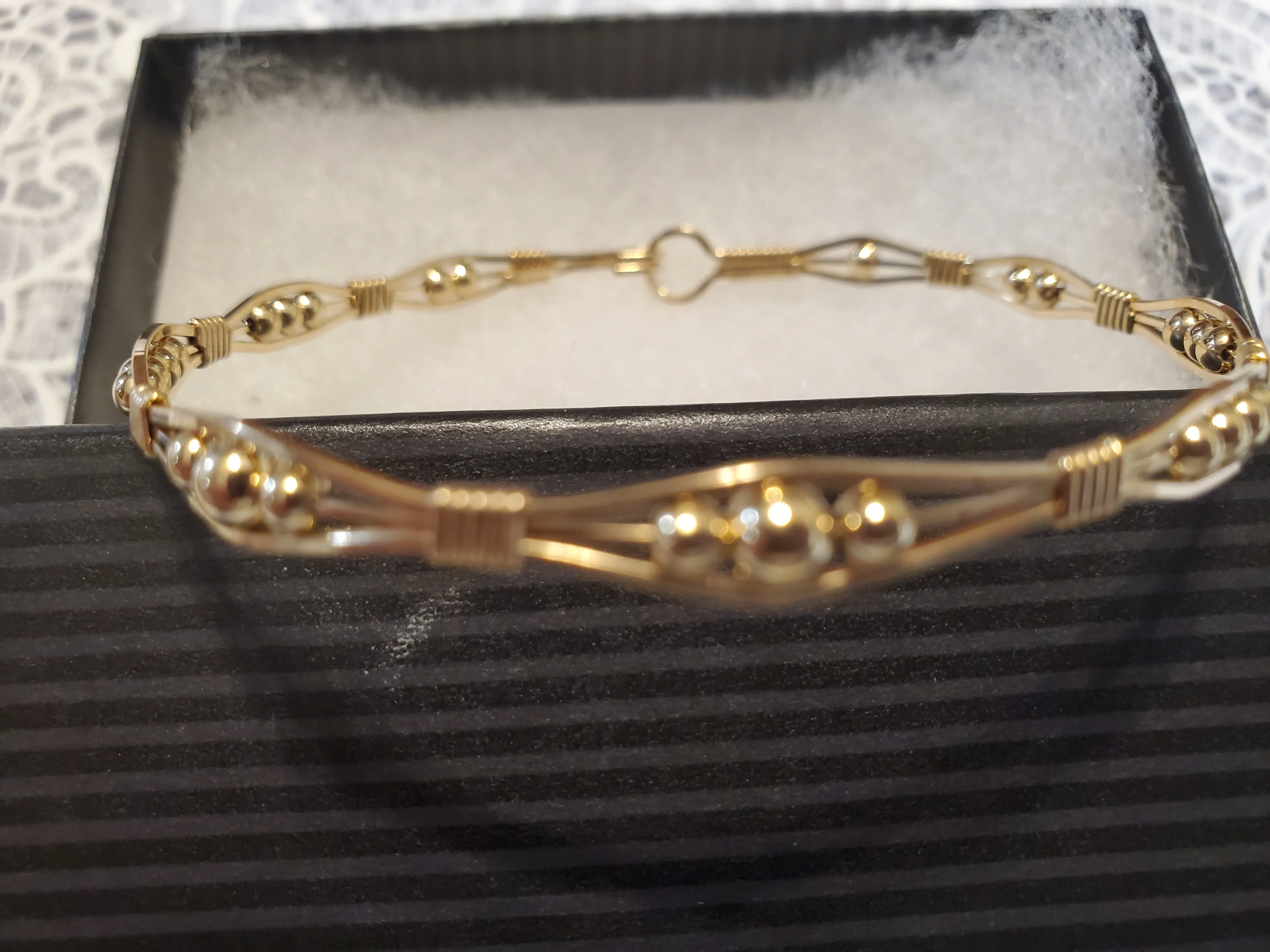 Custom Wire Wrapped 14Kgf Beaded Bracelet Size 8 1/4