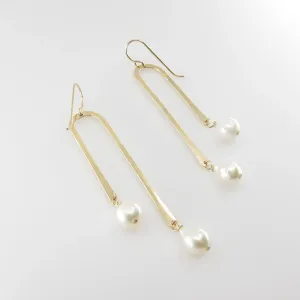 Forged Asymmetrical Arch Earring with Baby Baroque Pearl