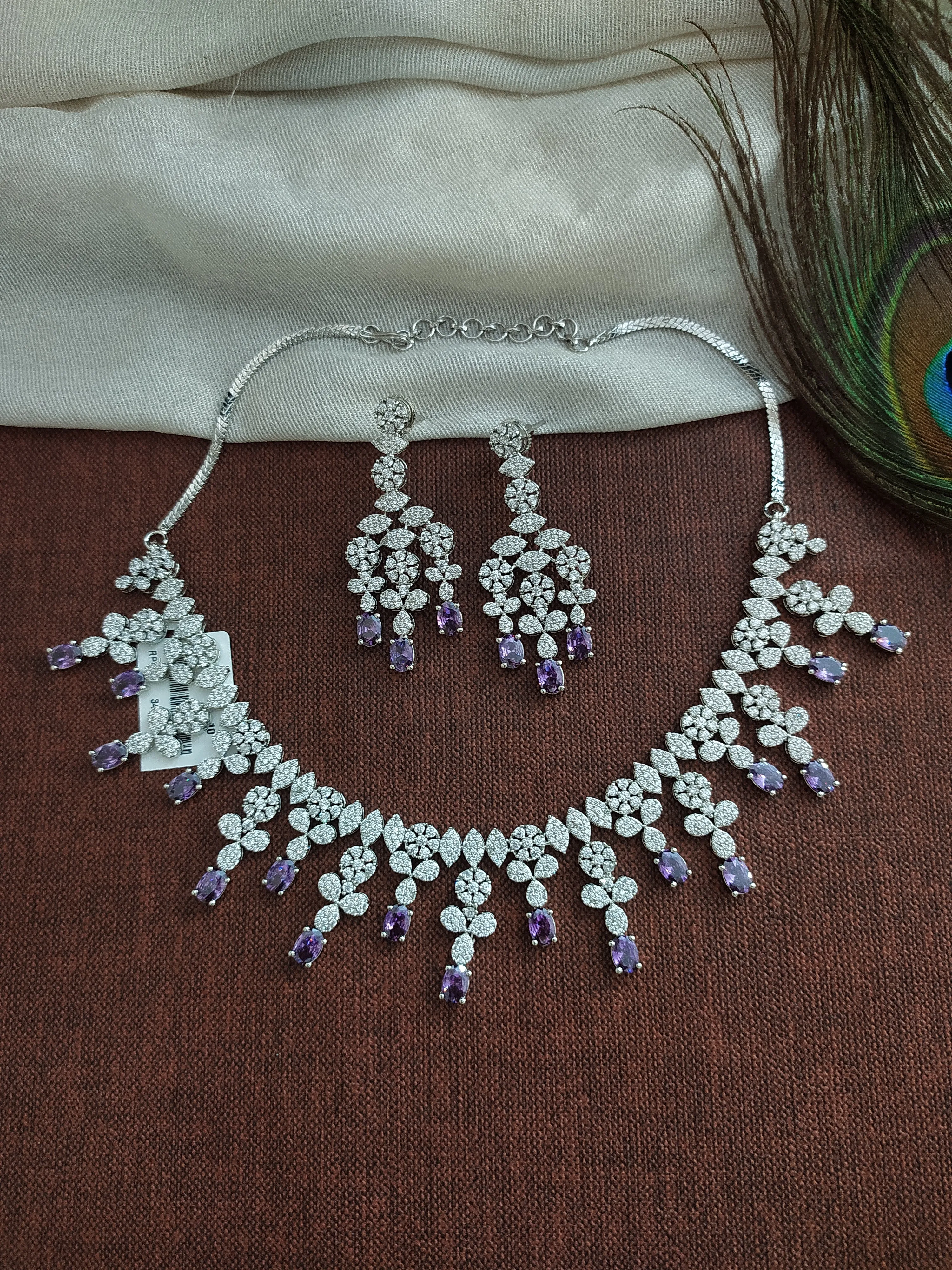 Lovely Silver-plated Zircon Necklace Set