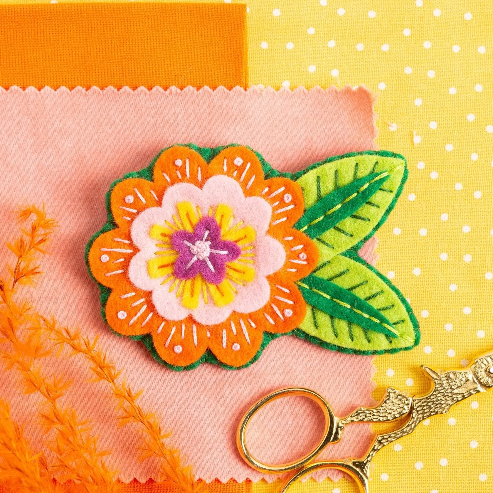 Margery Flower Felt Craft Brooch Kit