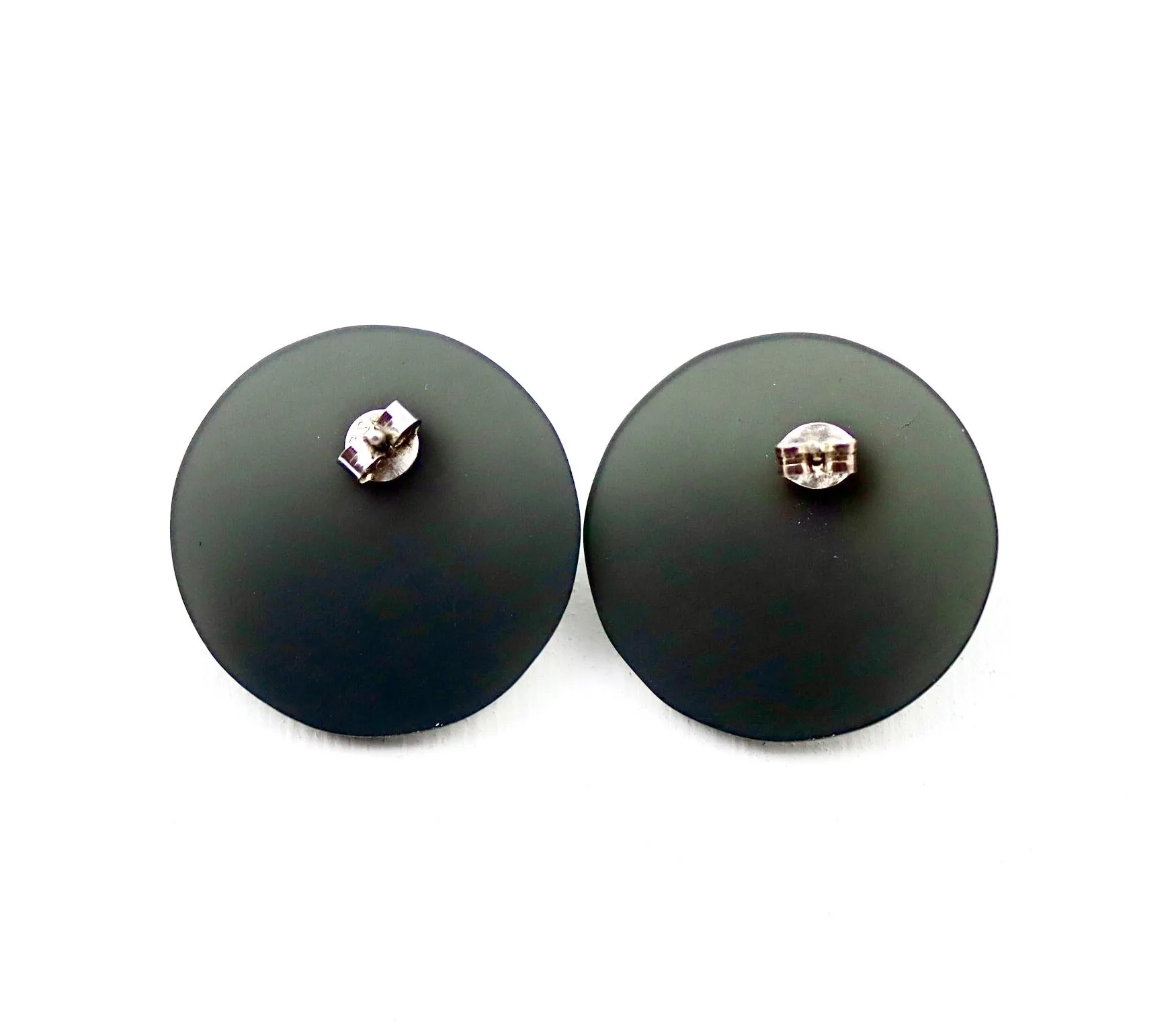 Mod Pearl Stud Earrings