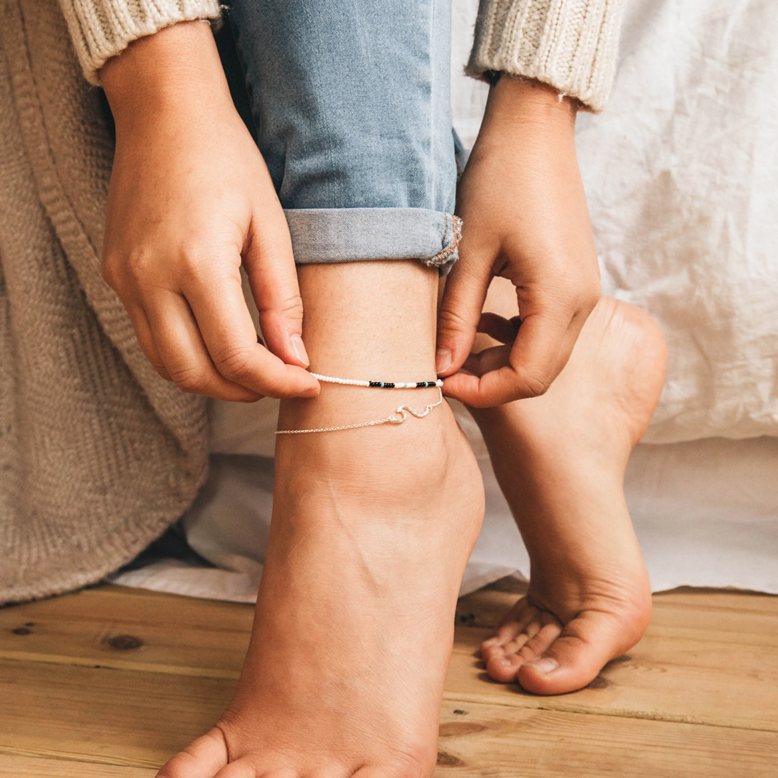 Silver Wave Cali Anklet Set