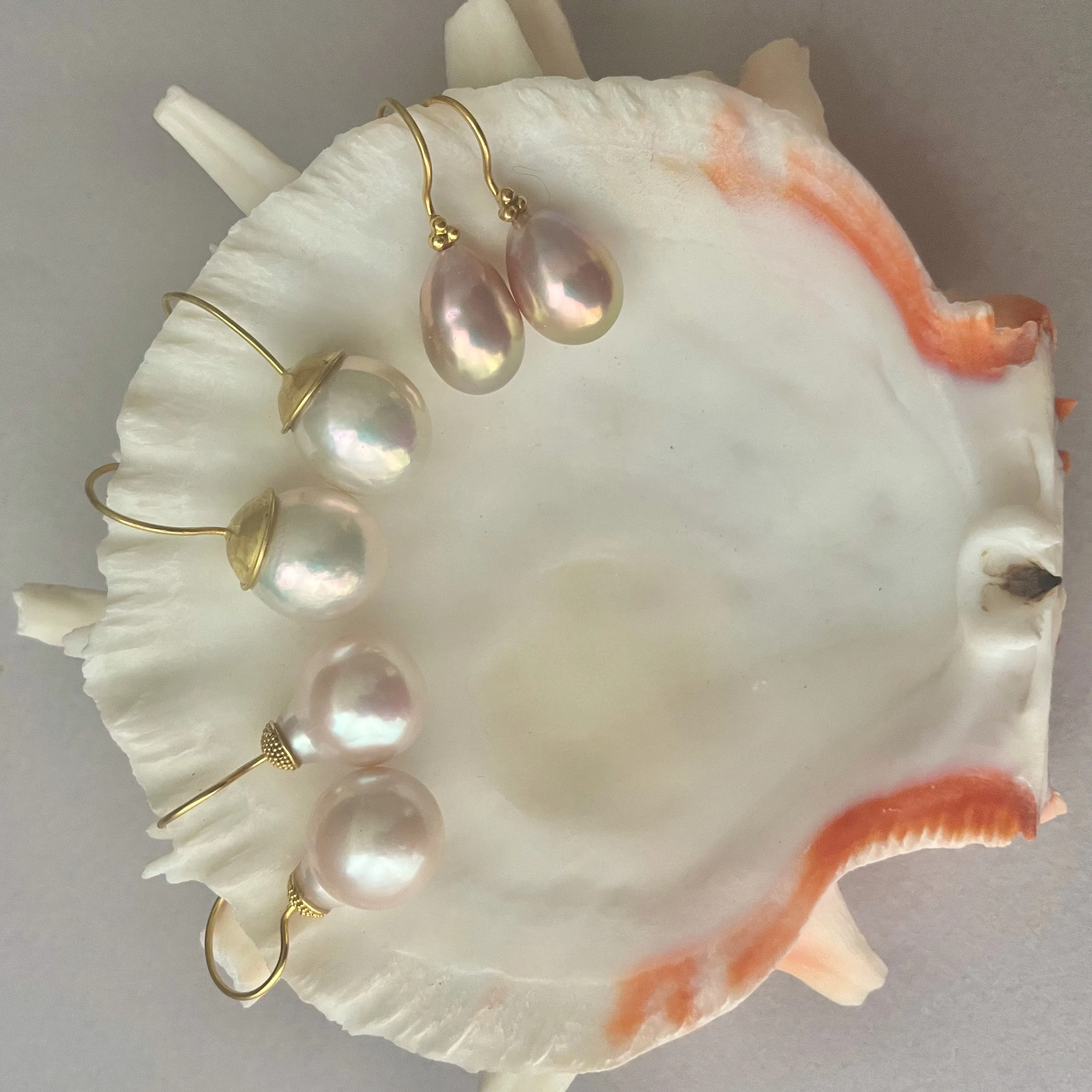 the for every occasion pearl earrings on solid 18K yellow gold