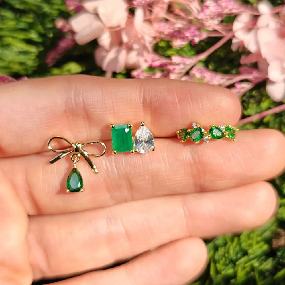 The Legacy - Emerald Cluster Hoops